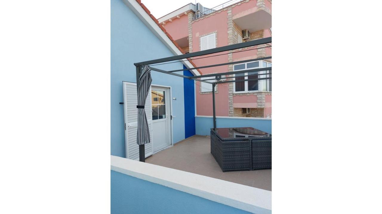 Blue Sea Vir Apartments Buitenkant foto
